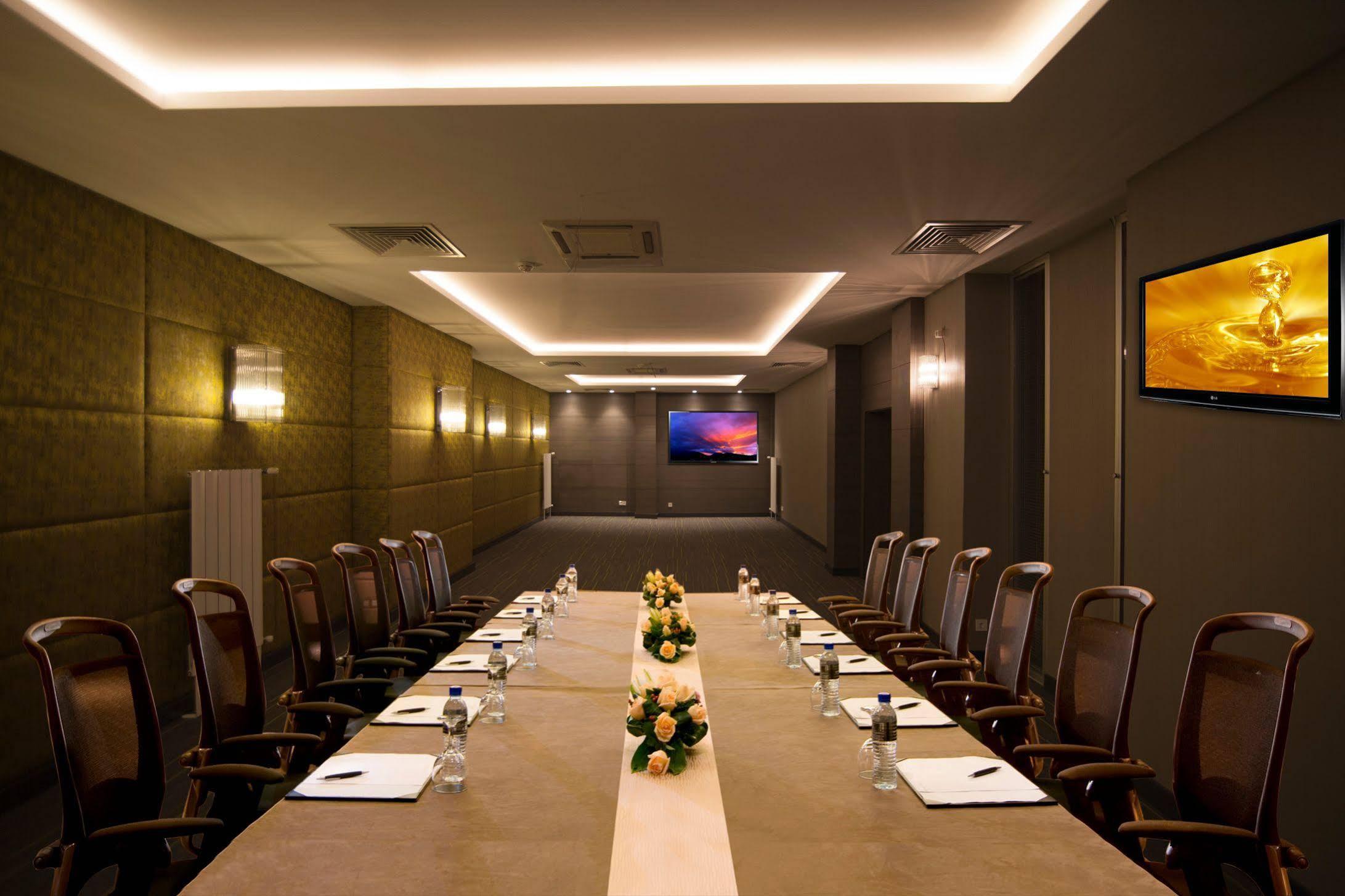 Yeni Bahar Hotel 3*